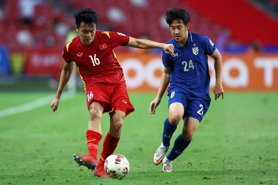 डिफेंडर थान चुंग 2023 एशियाई कप से चूके - 1 Hậu vệ Thành Chung lỡ hẹn với Asian Cup 2023 - 1