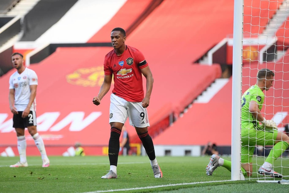 Nhìn lại trận đấu Man Utd đè bẹp Sheffield United - 9 Nhìn lại trận đấu Man Utd đè bẹp Sheffield United - 9