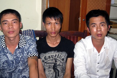 Trêu ghẹo vợ người khác, hẹn nhau giải quyết bằng súng