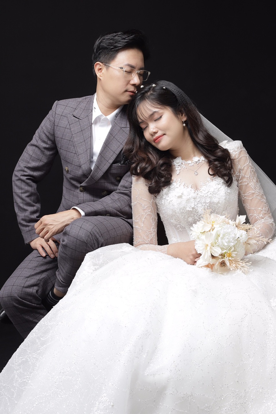 MC Lê Anh bất ngờ kết hôn với giảng viên đại học kém 10 tuổi - 8 MC Lê Anh bất ngờ kết hôn với giảng viên đại học kém 10 tuổi - 8