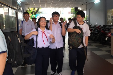 Điểm chuẩn lớp 10 tại TPHCM: Có trường tăng gần 8 điểm