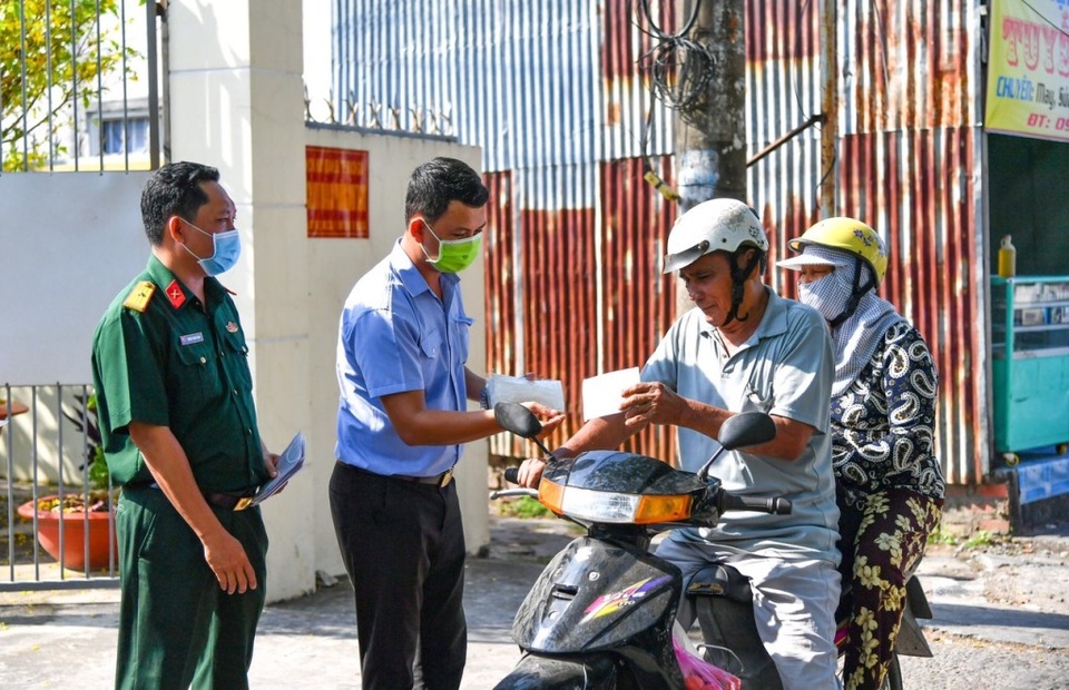 Lễ cưới, lễ tang có người nước ngoài dự phải báo cơ quan y tế - 3 Lễ cưới, lễ tang có người nước ngoài dự phải báo cơ quan y tế - 3