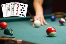 Ba người chơi bi-a ăn tiền ở Phú Thọ bị bắt