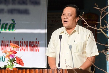 Mua bằng dỏm bằng tiền ngân sách