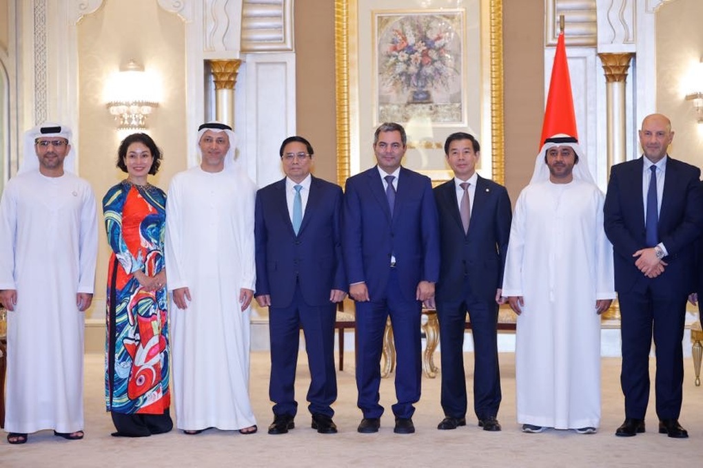 Thủ tướng đề nghị 4 tập đoàn hàng đầu UAE đầu tư vào lĩnh vực chiến lược - 2 Thủ tướng đề nghị 4 tập đoàn hàng đầu UAE đầu tư vào lĩnh vực chiến lược - 2