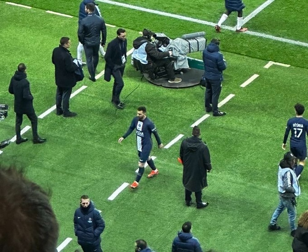 Lionel Messi rời PSG: Kẻ lạc loài ở thành Paris - 5 Lionel Messi rời PSG: Kẻ lạc loài ở thành Paris - 5
