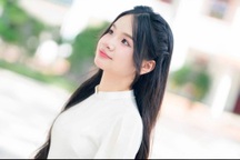 Nữ thủ khoa D01 Thanh Hoá: 5 tuổi học tiếng Anh, top 1% điểm SAT thế giới