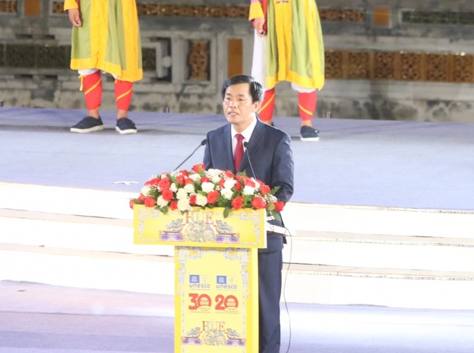 Ông Nguyễn Văn Phương - Chủ tịch UBND tỉnh Thừa Thiên Huế phát biểu khai mạc chương trình kỷ niệm