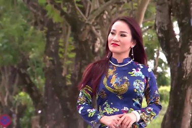 Phỏng vấn chị Nguyễn Lan Vy, Tổng giám đốc Công ty CP VKSTAR, Tổng đạo diễn chương trình áo dài "Huế Váng Son" tại Festival Huế 2018