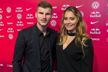 Ngắm cô bạn gái xinh đẹp của Timo Werner