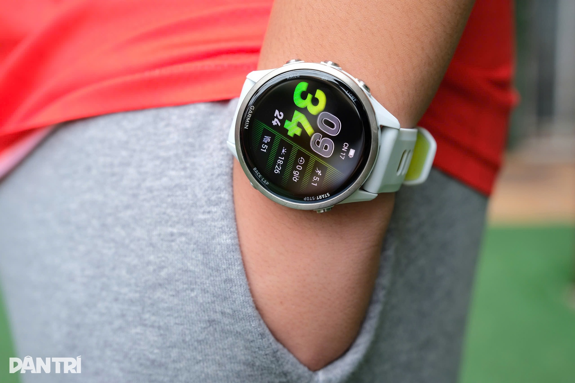 Đánh giá Garmin Forerunner 970: Đắt có xắt ra miếng? - 1
