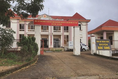 Đương sự mất tài sản vì tòa án bất ngờ xử …“lén” (?!)