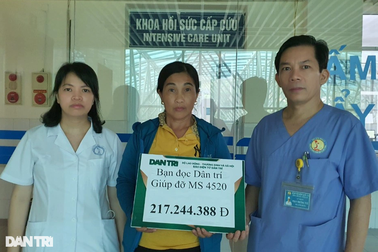 Bạn đọc Dân trí giúp đỡ người mẹ nuôi 3 con và chồng câm điếc hơn 1 tỉ đồng