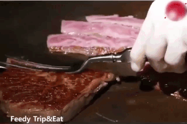 Xem cách chế biến món thịt bò đắt nhất thế giới