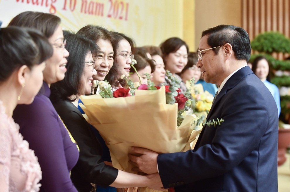 Thủ tướng gặp gỡ, lắng nghe tâm tư của doanh nhân, doanh nghiệp - 5 Thủ tướng gặp gỡ, lắng nghe tâm tư của doanh nhân, doanh nghiệp - 5