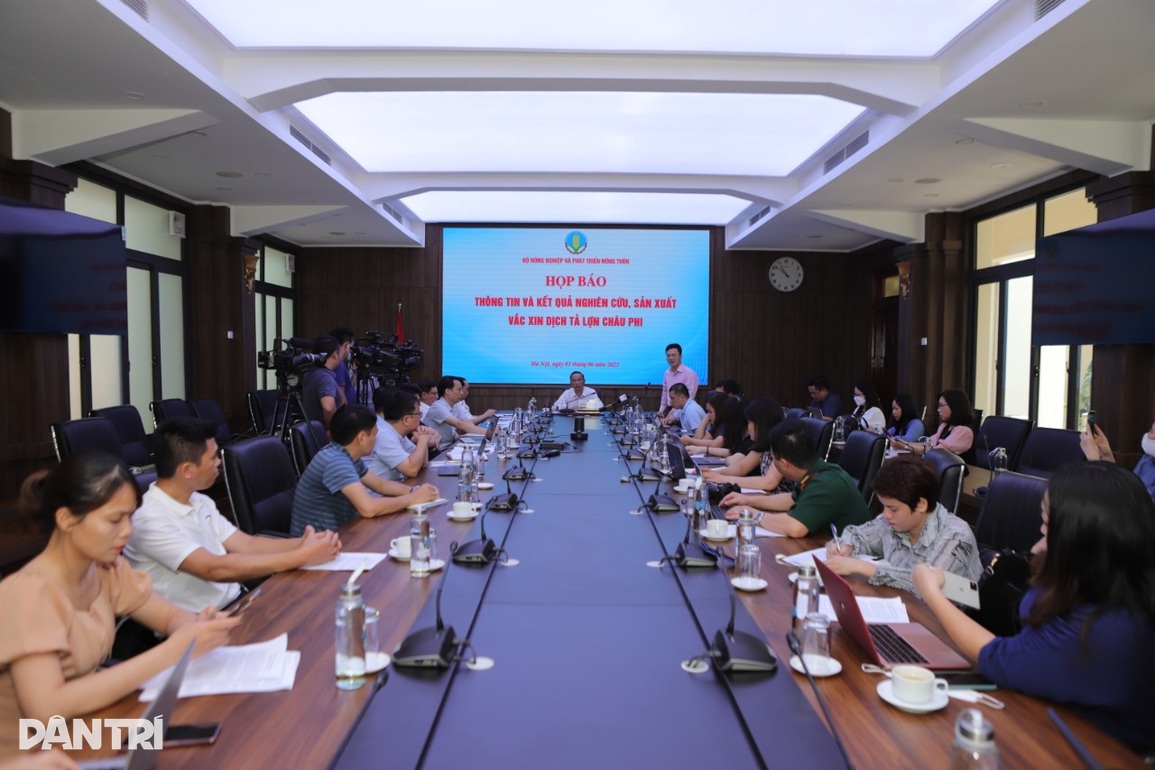 Việt Nam sản xuất thành công vaccine thương mại dịch tả lợn Châu Phi - 1 Việt Nam sản xuất thành công vaccine thương mại dịch tả lợn Châu Phi - 1