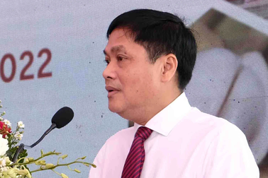 Cần Thơ miễn nhiệm Phó Chủ tịch thành phố xin nghỉ công tác