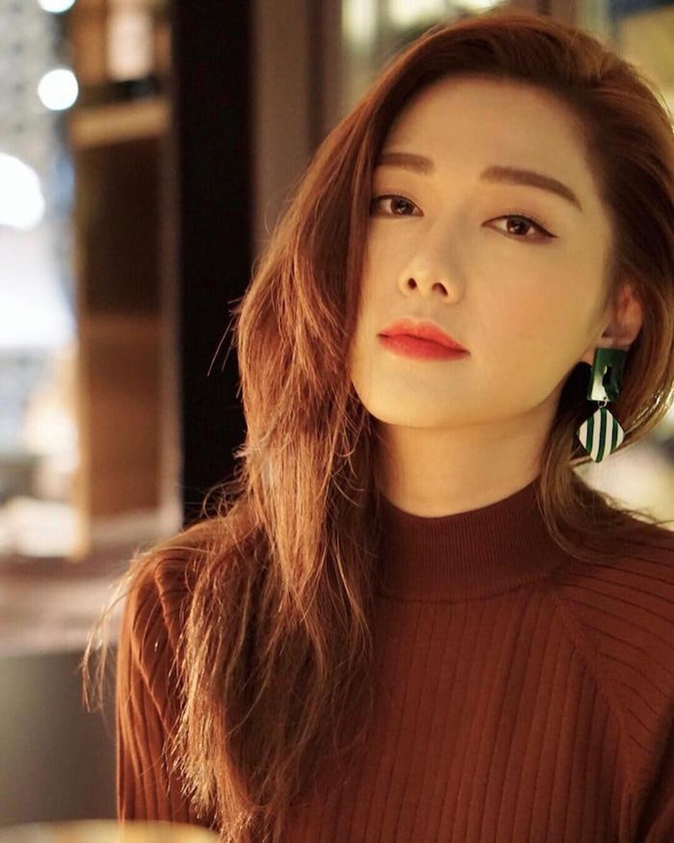 Bạn gái mới xinh đẹp, giàu có của tài tử bị cắm sừng Mã Quốc Minh - 7 Bạn gái mới xinh đẹp, giàu có của tài tử bị cắm sừng Mã Quốc Minh - 7