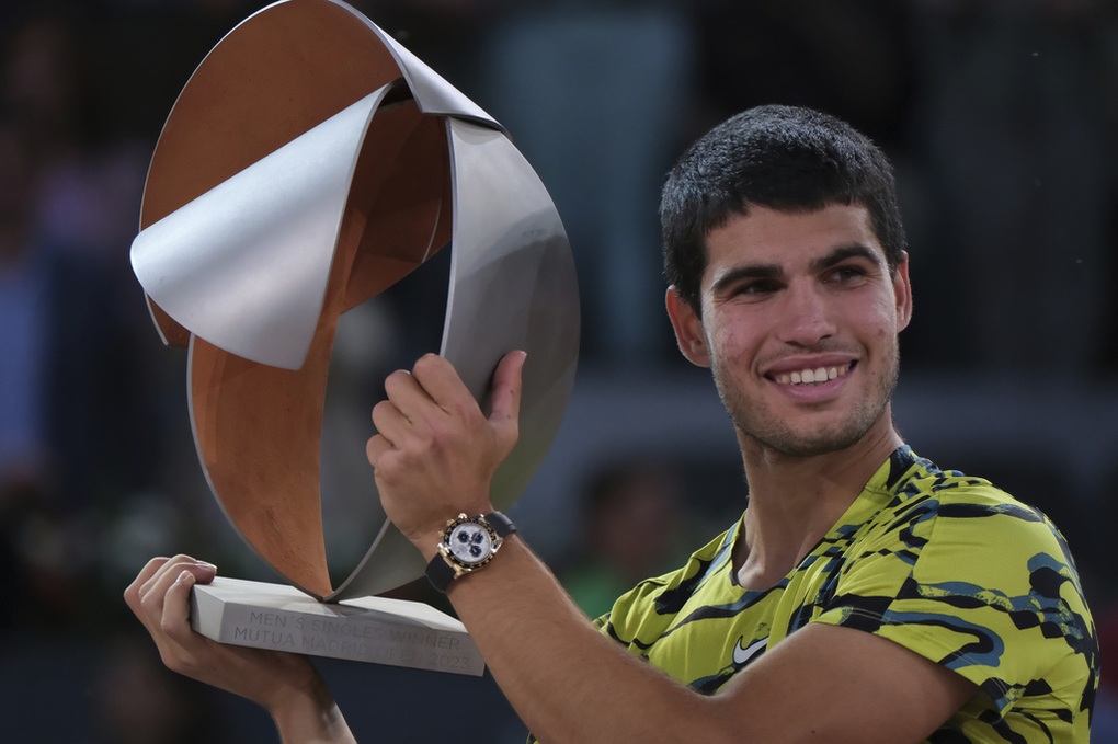 Carlos Alcaraz sắp soán ngôi số một thế giới của Djokovic - 1 Carlos Alcaraz sắp soán ngôi số một thế giới của Djokovic - 1