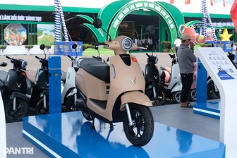 Loạt xe máy điện cốp rộng có thể thay thế Honda Vision, Lead