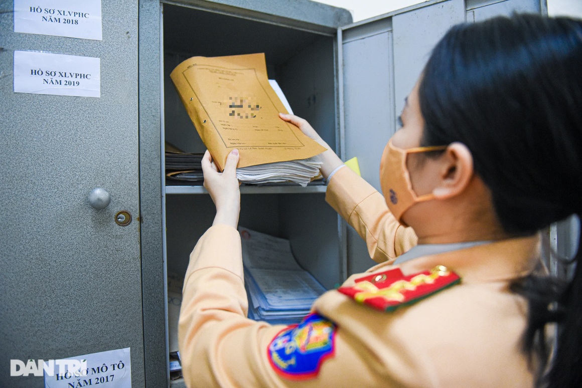 Những bông hồng vàng của CSGT Hà Nội - 7 Những bông hồng vàng của CSGT Hà Nội - 7