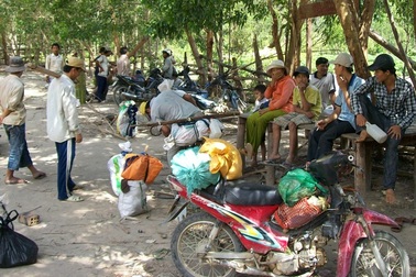 Lại đổ xô đi tìm trầm sau tin đồn trúng trầm 5 tỷ