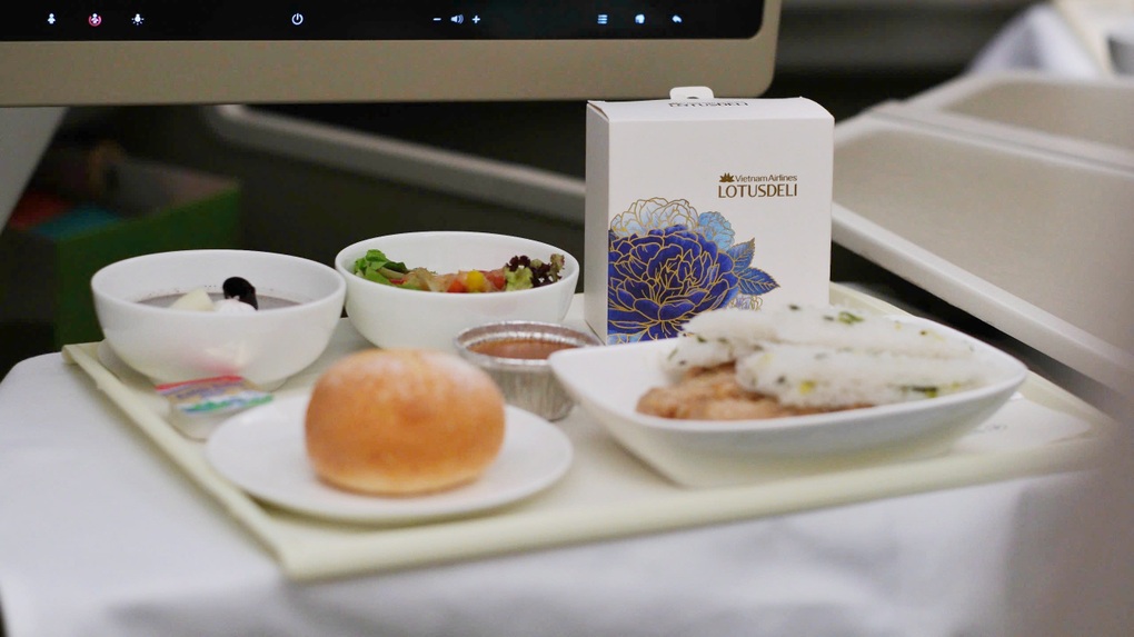 Hương vị Trung thu sớm trên các chuyến bay của Vietnam Airlines - 1 Hương vị Trung thu sớm trên các chuyến bay của Vietnam Airlines - 1