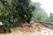 Huyện biên giới Mường Lát vẫn bị cô lập hoàn toàn sau mưa lũ