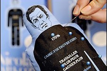 Tổng thống Sarkozy bị toà bác đơn kiện