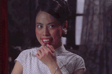 Cuộc đời nữ diễn viên có khuôn miệng "nhìn một lần là nhớ mãi"