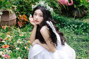 Con gái MC Quyền Linh cao 1,70m vừa xinh đẹp, vừa có nhiều tài lẻ