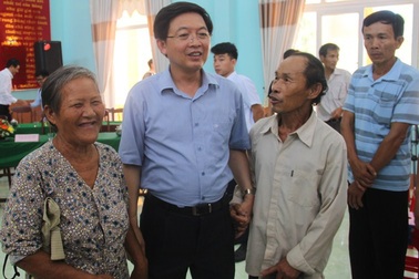 Phó chủ tịch, cán bộ địa chính xã lấn chiếm đất công