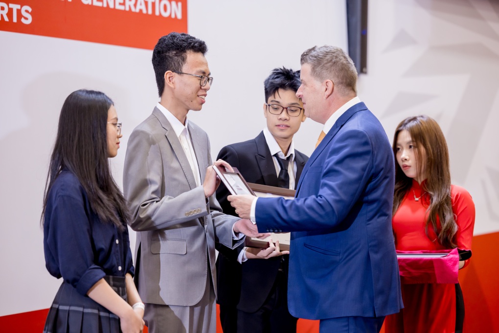 Đại học London: Từ di sản của các lãnh đạo thế giới đến hành trình 15 năm tại Việt Nam - 5