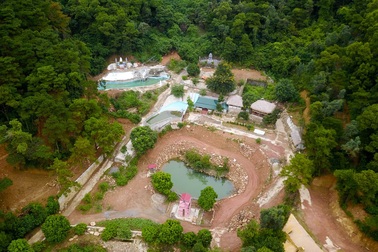 Biệt thự nguy nga lẩn khuất quanh rừng phòng hộ Sóc Sơn