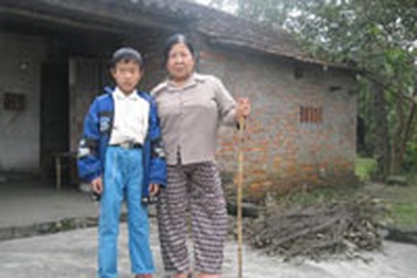 Người đàn bà tật nguyền và giấc mơ đại học cho con