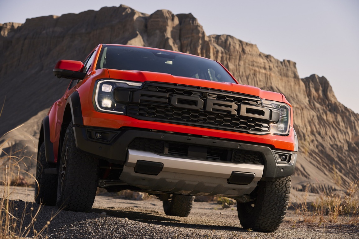 Ford Ranger Raptor thế hệ mới ra mắt, có bản V6 tăng áp kép - 7 Ford Ranger Raptor thế hệ mới ra mắt, có bản V6 tăng áp kép - 7