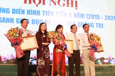 Ngành Giáo dục Quảng Trị vinh danh tập thể, cá nhân có thành tích xuất sắc