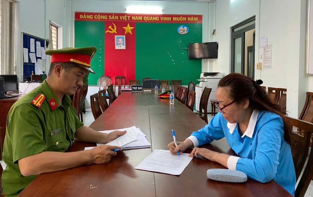 Tội ác của chủ Mái ấm Hoa Hồng ở TPHCM - 1 Tội ác của chủ Mái ấm Hoa Hồng ở TPHCM - 1