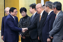 Thủ tướng đề nghị Nhật Bản miễn thị thực cho công dân Việt Nam