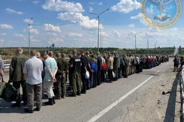 Nga - Ukraine trao đổi tù binh giữa lúc căng thẳng