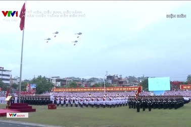 Dàn thuyết minh có giọng đọc "đi vào lòng người" ở Lễ diễu binh