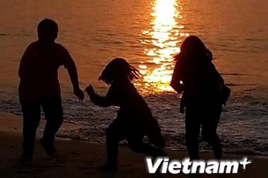 Giữ gìn văn hóa, phong tục Việt Nam cho trẻ em Việt tại Angola