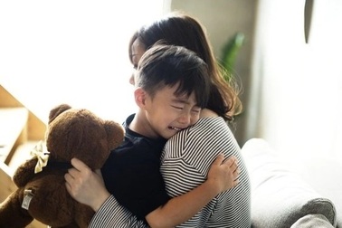 Nhiều trẻ cô đơn ngay chính trong gia đình có đầy đủ bố mẹ