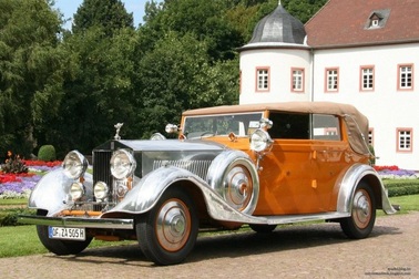 Rolls-Royce: Minh chứng cho niềm đam mê từ một nghệ thuật thất truyền