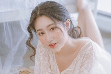 Vẻ đẹp mơ mộng như nàng thơ của Hoa khôi sinh viên Việt tại Nhật