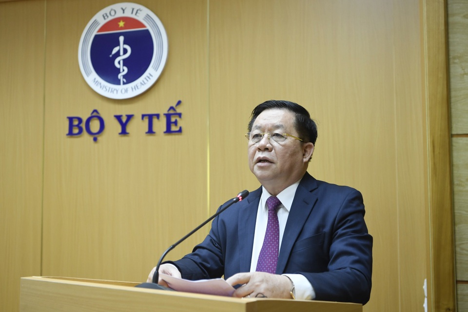 Trưởng ban Tuyên giáo Trung ương tin Việt Nam sẽ chiến thắng dịch Covid-19 - 1 Trưởng ban Tuyên giáo Trung ương tin Việt Nam sẽ chiến thắng dịch Covid-19 - 1