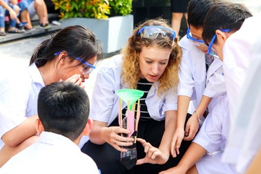 Tại sao phải gây áp lực học hành lên con trẻ?