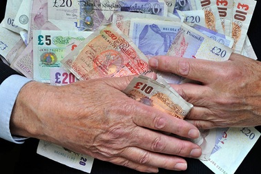 62 người nắm tài sản ngang ngửa của một nửa thế giới