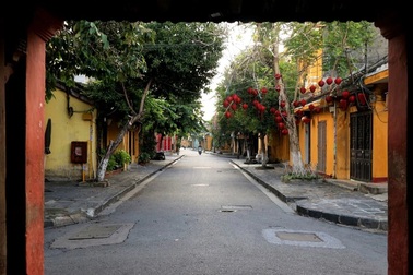 Hội An "cửa đóng then cài", chủ nhà hàng, khách sạn lao đao vì Covid-19