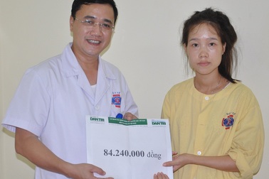 Bé Vi Bảo Long bị u não được bạn đọc giúp hơn 84 triệu đồng